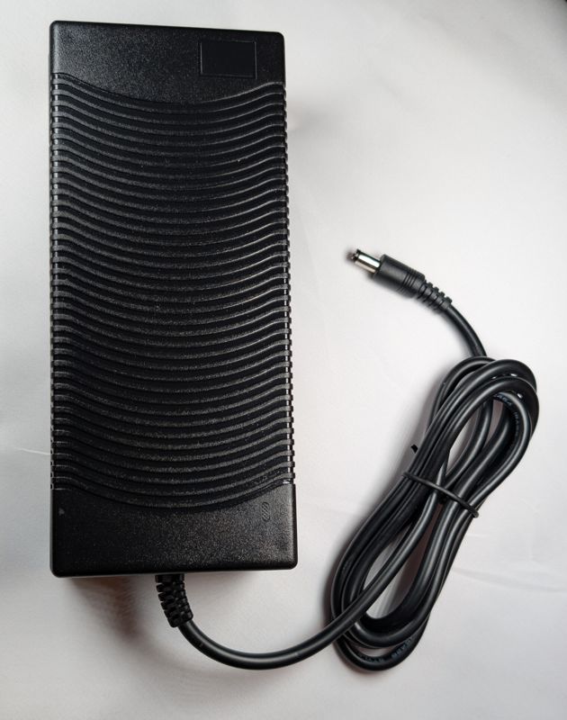 Cruiser 48V 4A power supply